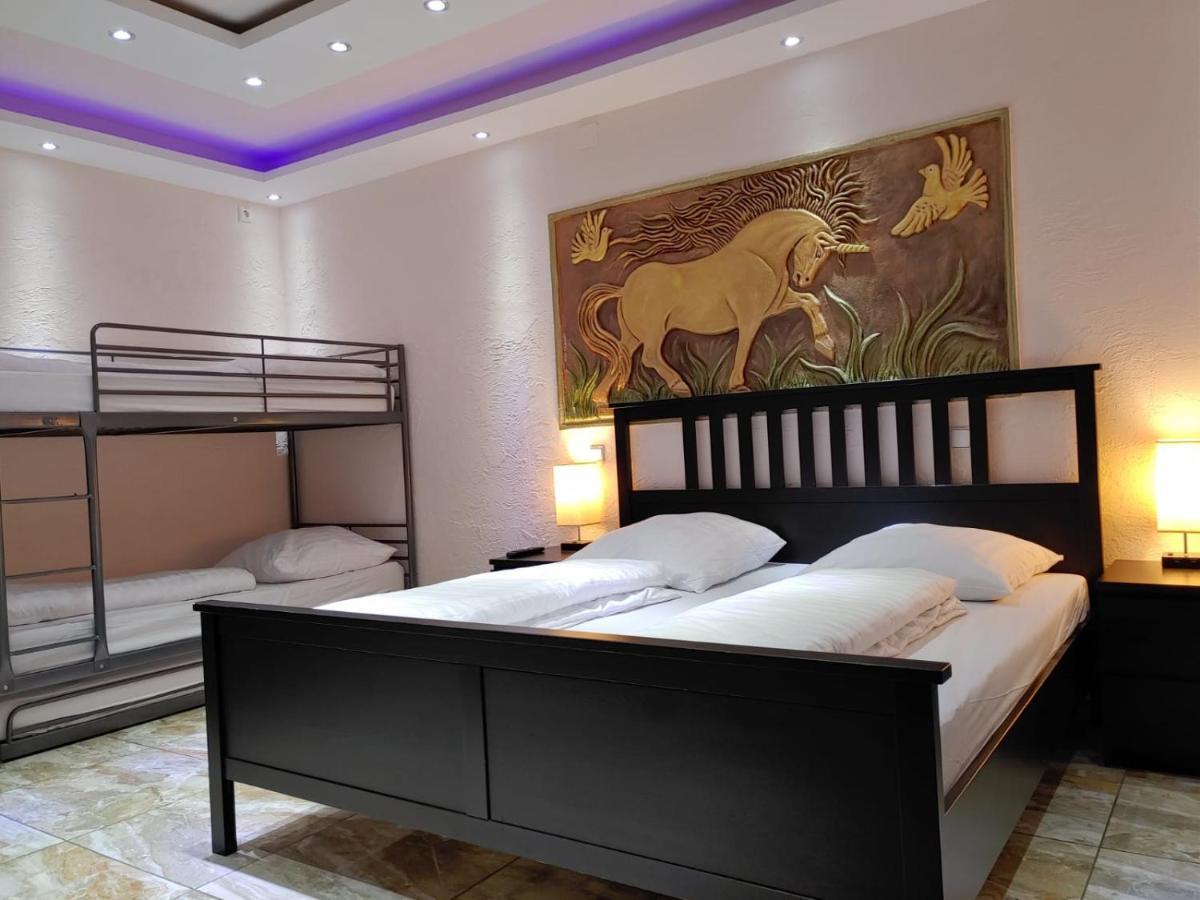 Hotel Babylon Am Europa-Park Рингсхайм Екстериор снимка