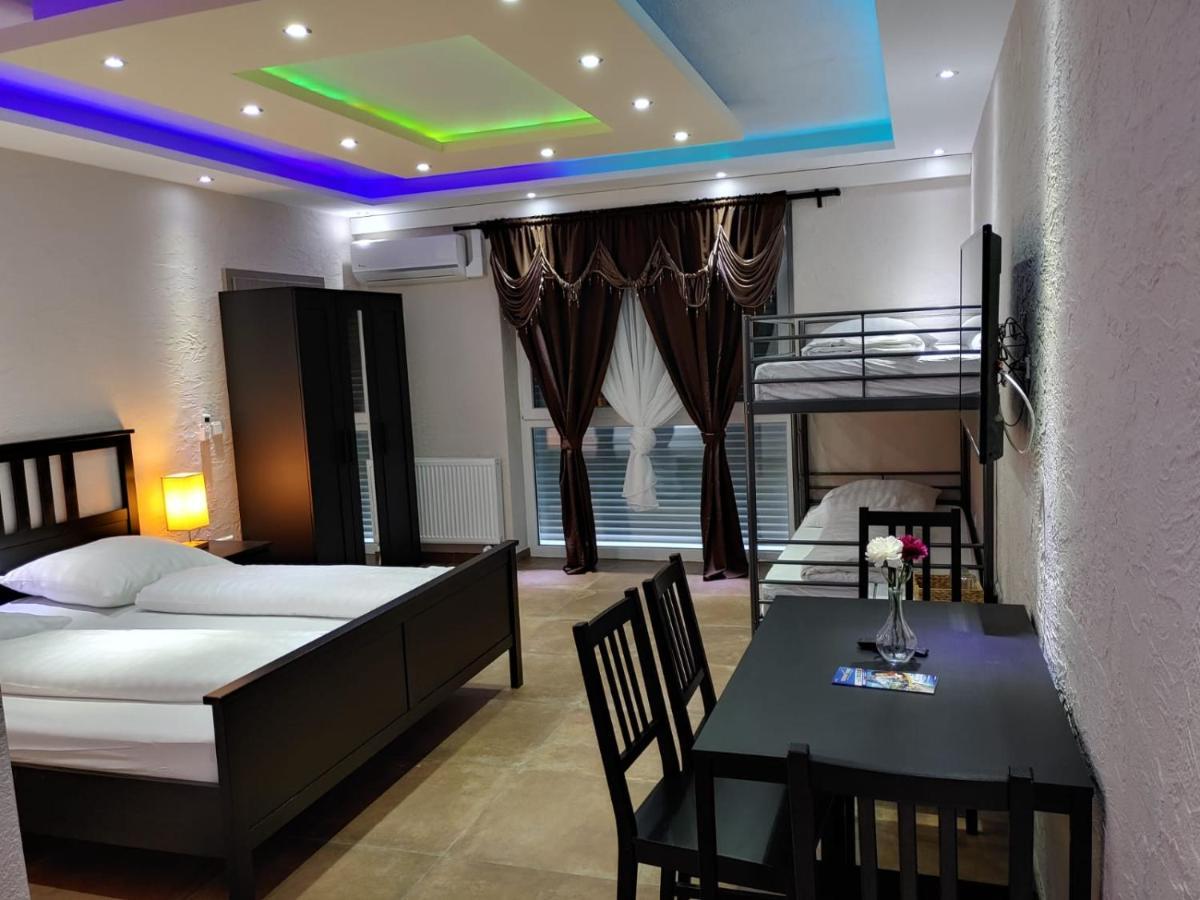 Hotel Babylon Am Europa-Park Рингсхайм Екстериор снимка