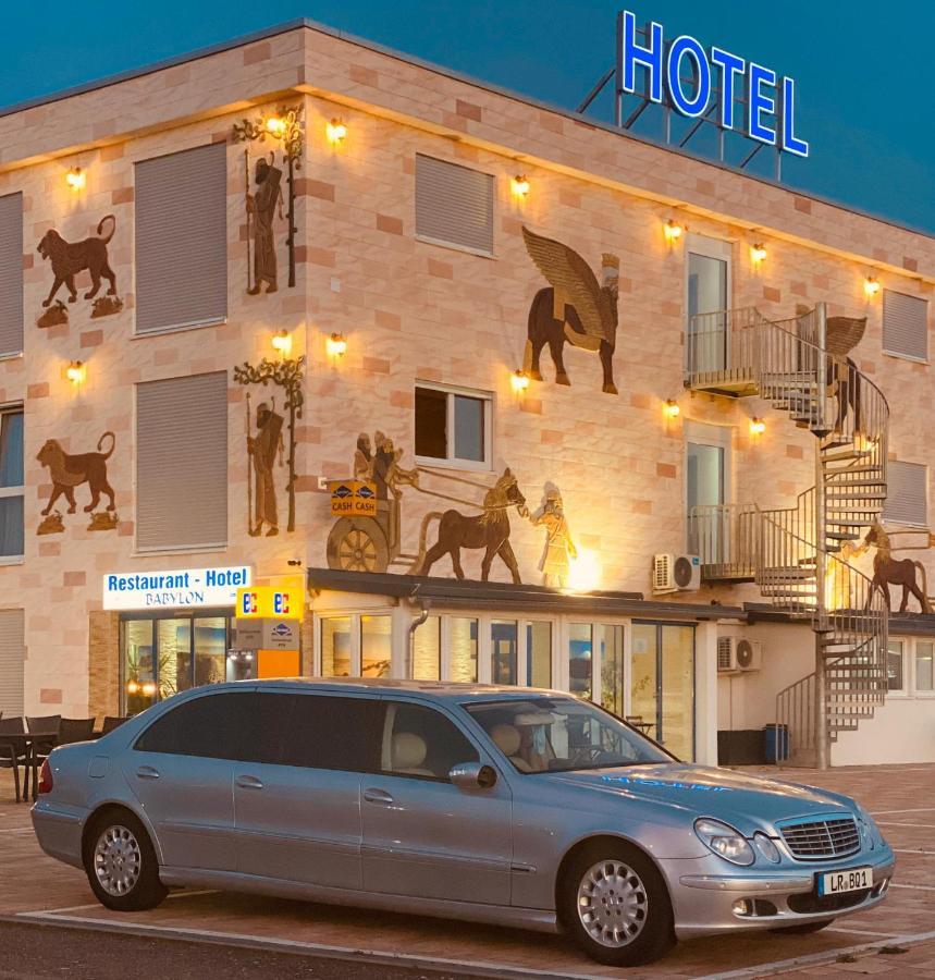 Hotel Babylon Am Europa-Park Рингсхайм Екстериор снимка
