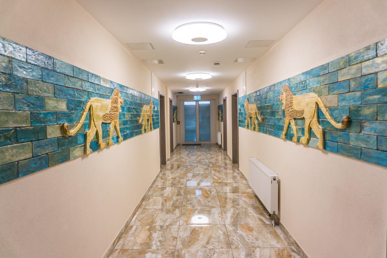 Hotel Babylon Am Europa-Park Рингсхайм Екстериор снимка